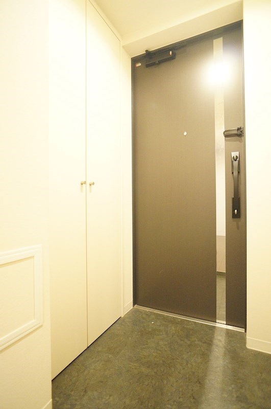 玄関　シューズボックス付きの玄関です♪