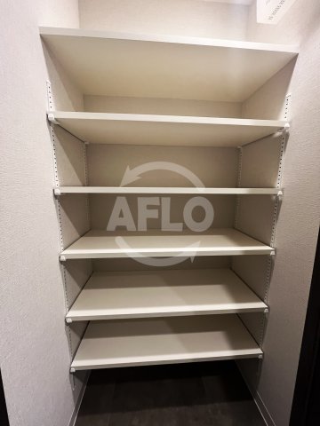 収納　コンフォリア・リヴ博労町一丁目Q　シューズボックス