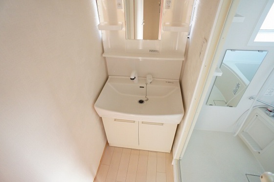 洗面設備　※別部屋の写真です