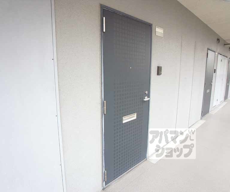 その他設備　玄関ドア