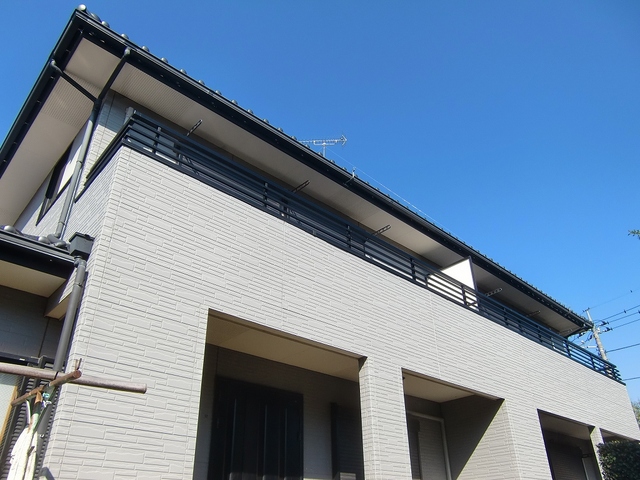 建物外観　南向きで日当り良好♪