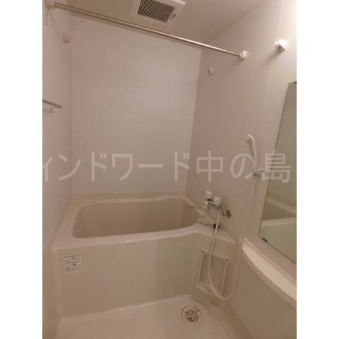 バス・シャワールーム　詳細は、ウィンドワード中の島店までご相談下さい。