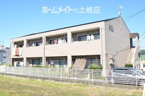 建物外観　外観写真（昼）