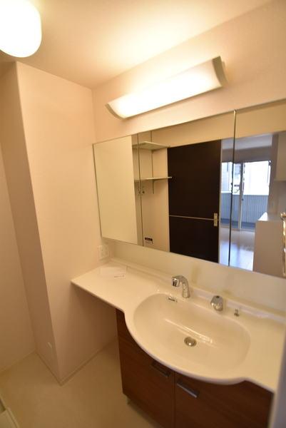 洗面設備　同仕様写真