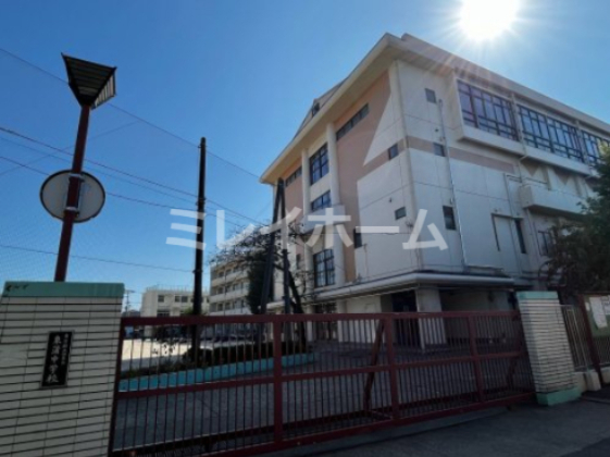 中学校　大田区立東蒲中学校（中学校）まで287m