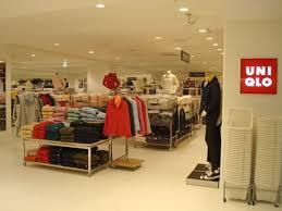 ショッピングセンター　ユニクロ京阪シティモール店（ショッピングセンター）まで452m