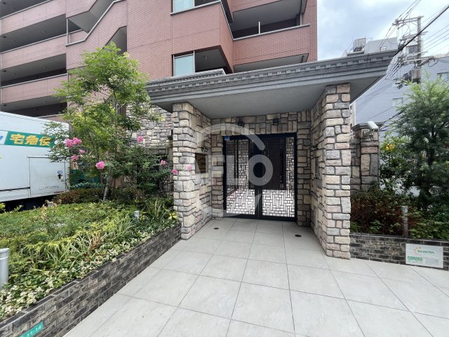 エントランス　スプランティッド新大阪キャトル　エントランス