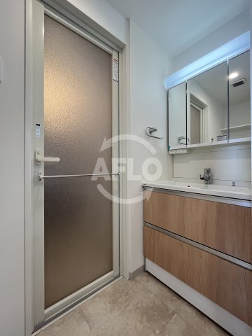 洗面設備　スプランティッド新大阪キャトル　洗面台