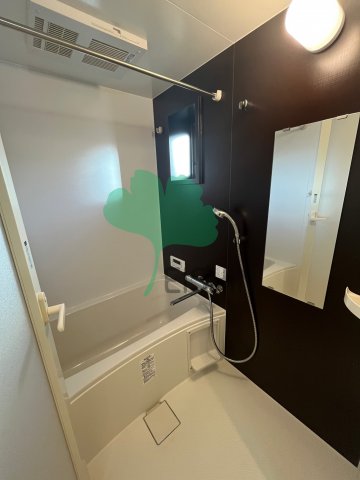 バス・シャワールーム　清潔感のある浴室です！