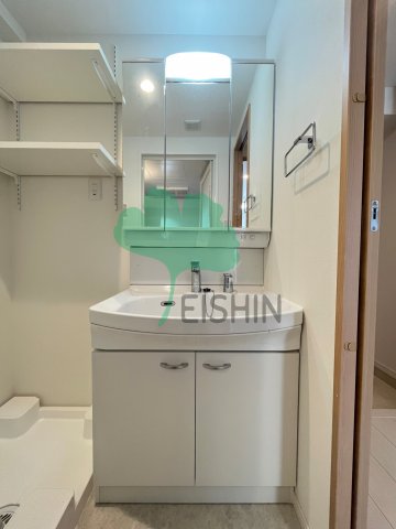 洗面設備　シンプルで使いやすい洗面台です！