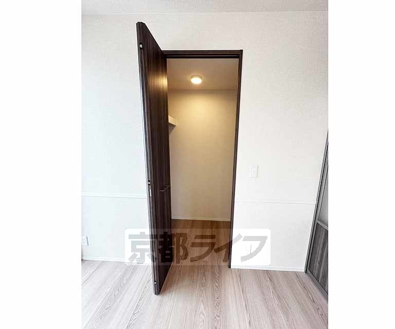 収納　ウォークインクローゼット