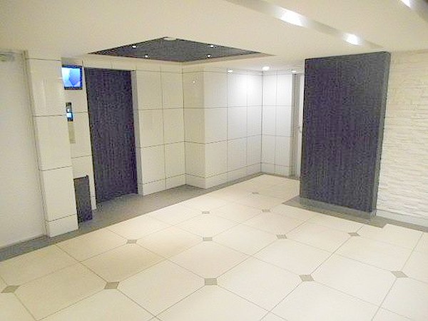 エントランス　XEBEC錦糸北斎通り