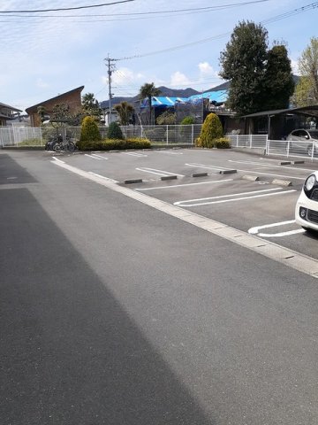 駐車場　駐車場があります