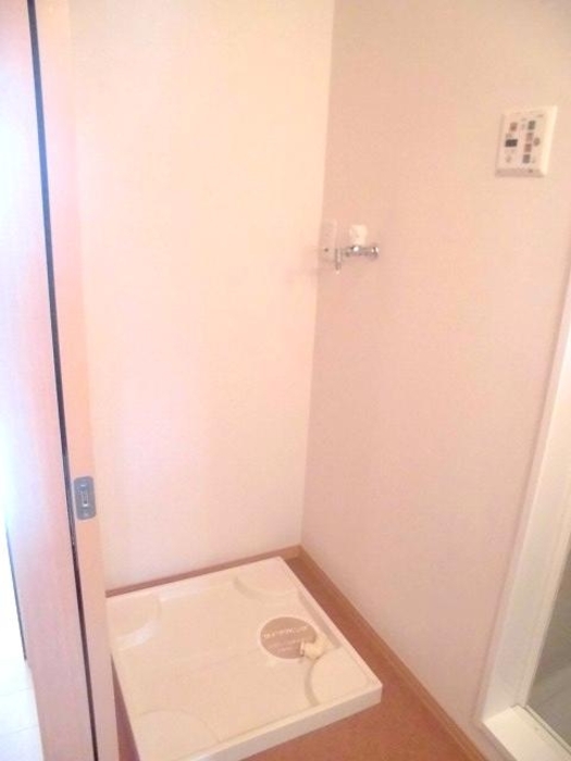 その他設備　室内洗濯機置場