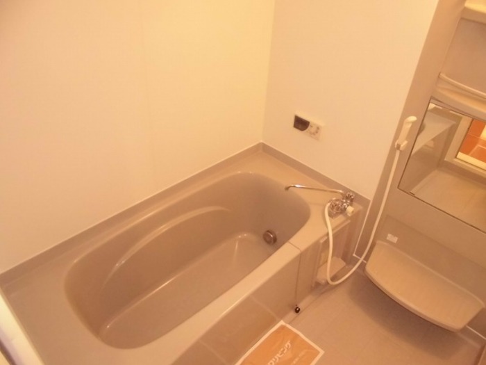 バス・シャワールーム　バス・トイレ別