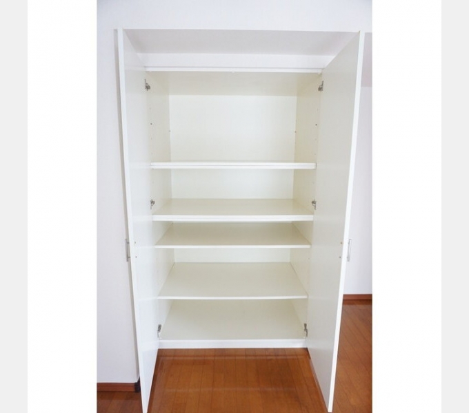 収納　ザセンチュリーミヤザキダイ