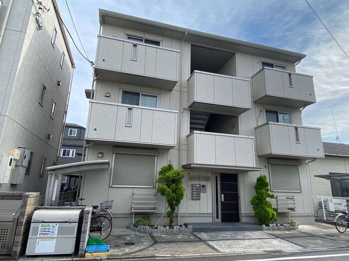 建物外観　人気のオートロック付き物件♪