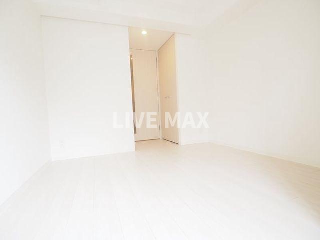 居室・リビング　※別号室参考写真