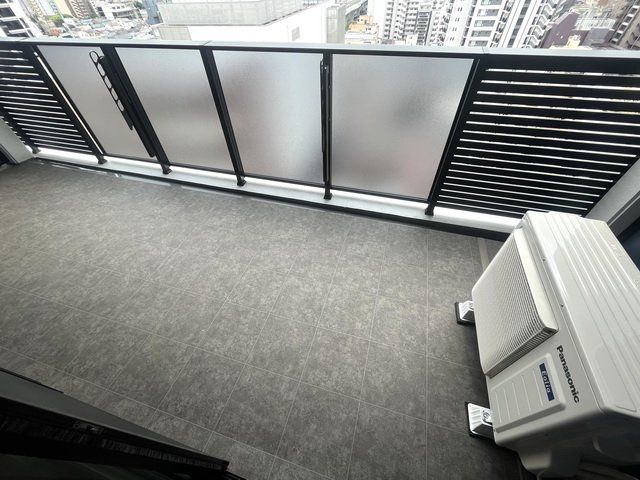 バルコニー　バルコニー