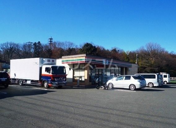 コンビニ　セブン-イレブン 上尾日の出４丁目（コンビニ）まで1334m