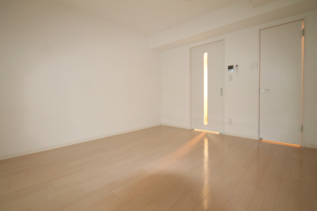 居室・リビング　洋室！