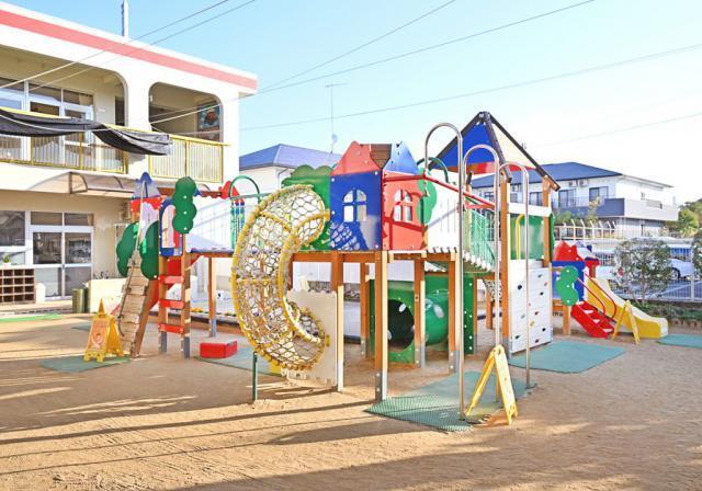 幼稚園・保育園　幼保連携型認定こども園出合保育園（幼稚園・保育園）まで557m