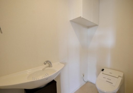 トイレ　別部屋参考写真