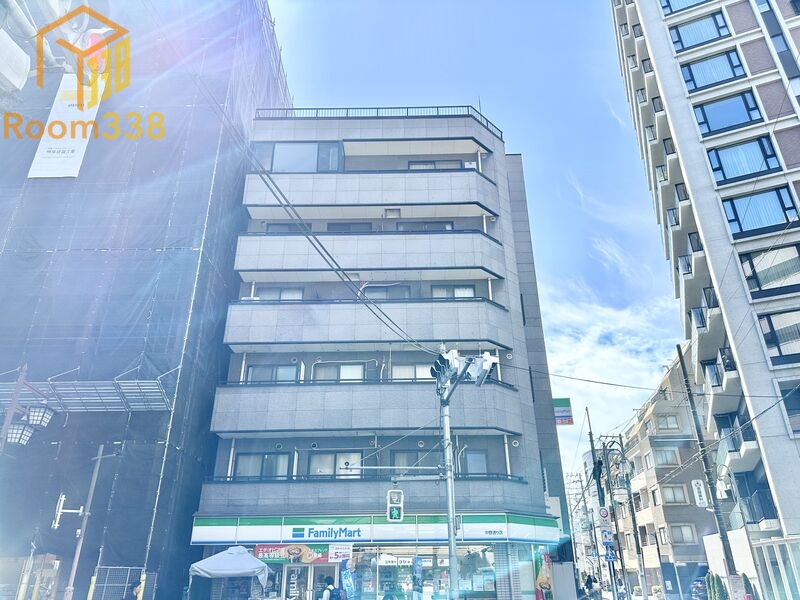 コンビニ　ファミリーマート中野通り店（コンビニ）まで174m