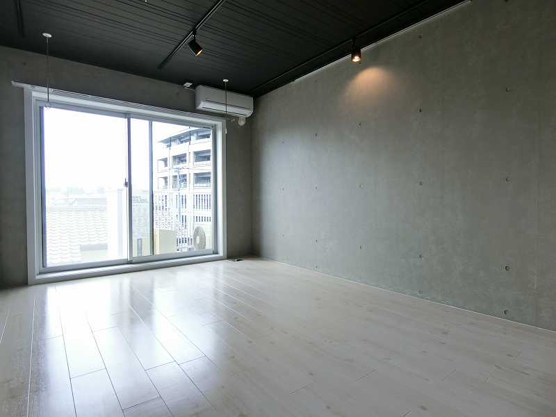 居室・リビング　※同物件、別部屋になります。