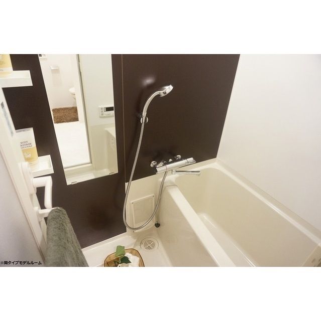 バス・シャワールーム　給湯パネル