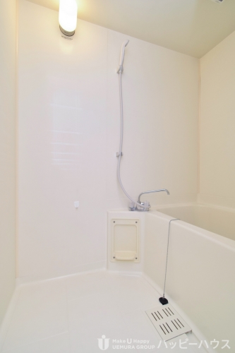 バス・シャワールーム　１０３号室の写真ですので現状を優先します。