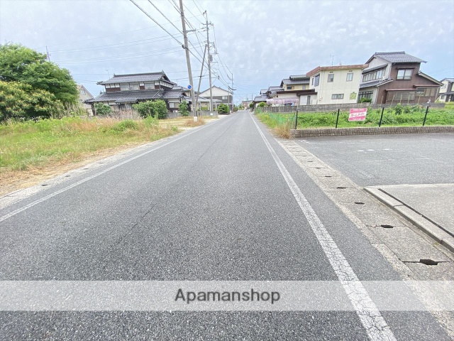その他　前面道路（その他）まで0m