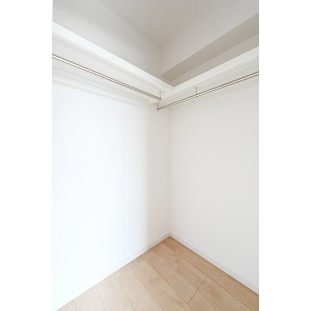 収納　ウォークインクローゼット