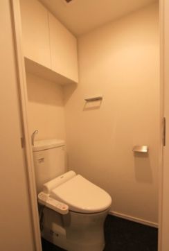 トイレ　別号室参考写真