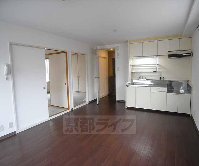 居室・リビング　１２帖ある広々したリビングです。