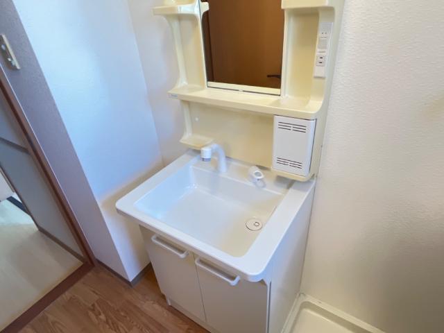 洗面設備　洗髪洗面化粧台