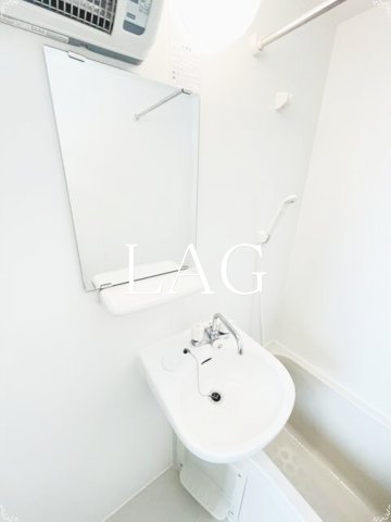 洗面設備　洗面台です。