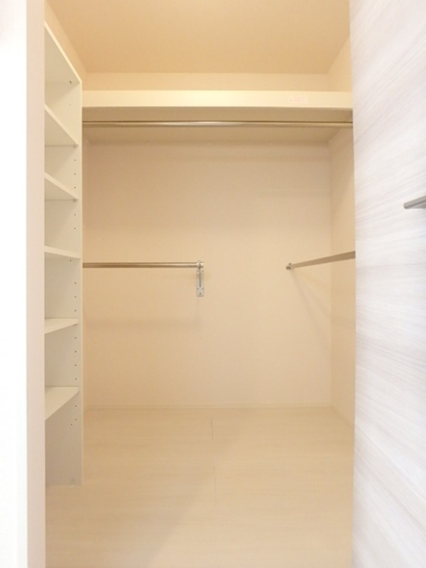 収納　図面と現状に相違がある場合には現状を優先