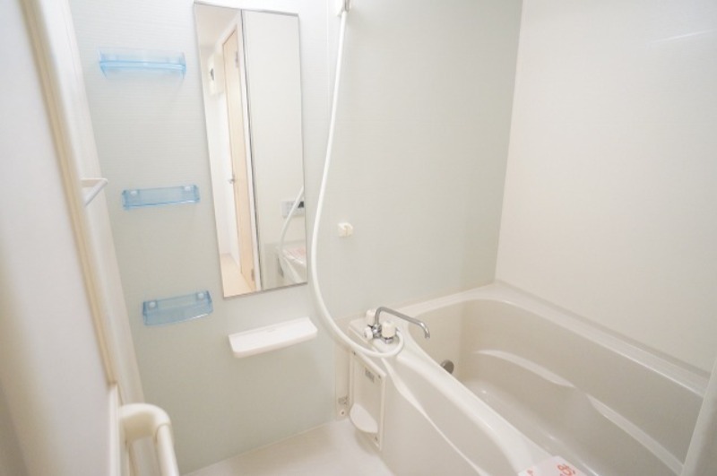 バス・シャワールーム　図面と現状に相違がある場合には現状を優先