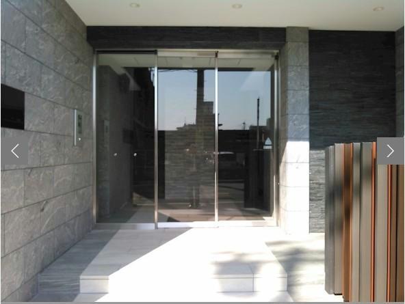 エントランス　エントランス部分