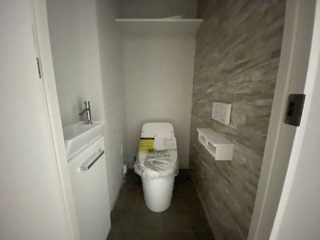 トイレ　同一タイプです。