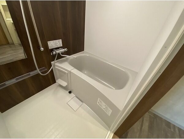 バス・シャワールーム　きれいなお風呂で快適バスタイム♪