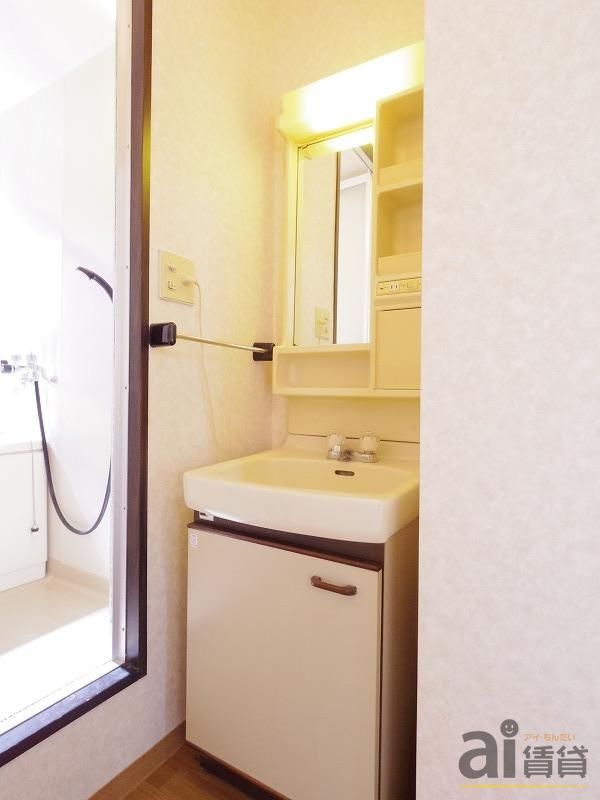 洗面設備　※同仕様写真です