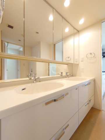 洗面設備　アーバンパーク代官山III