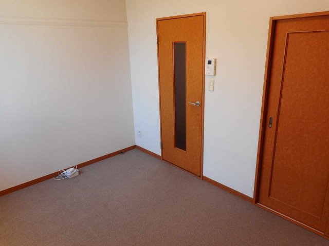 居室・リビング　仕様、設備は現況と異なる場合があります。