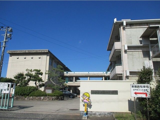 小学校　緑丘小学校（小学校）まで1200m