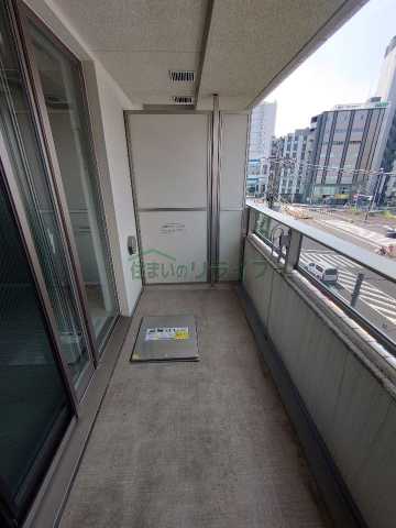 バルコニー　別部屋の参考写真です。