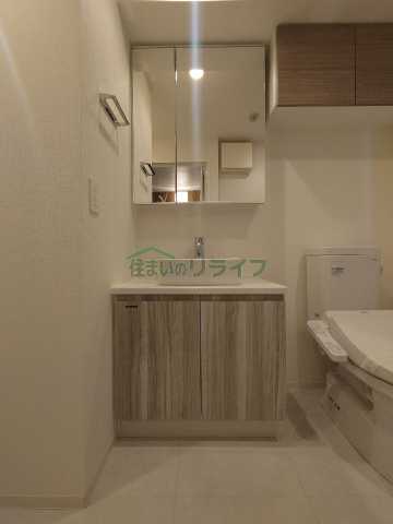 洗面設備　別部屋の参考写真です。