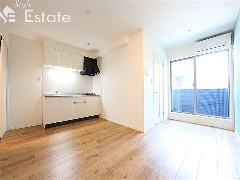 居室・リビング　内装