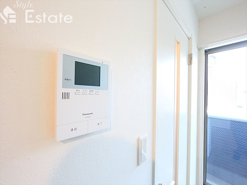 セキュリティ　モニター付きインターホン